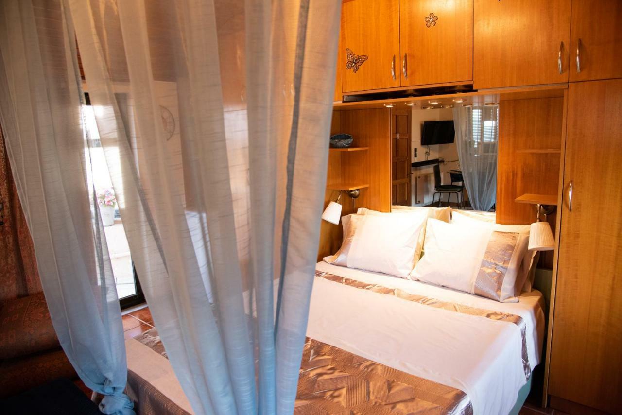 Cozy Loft 360O View Of Athens Apartment ภายนอก รูปภาพ